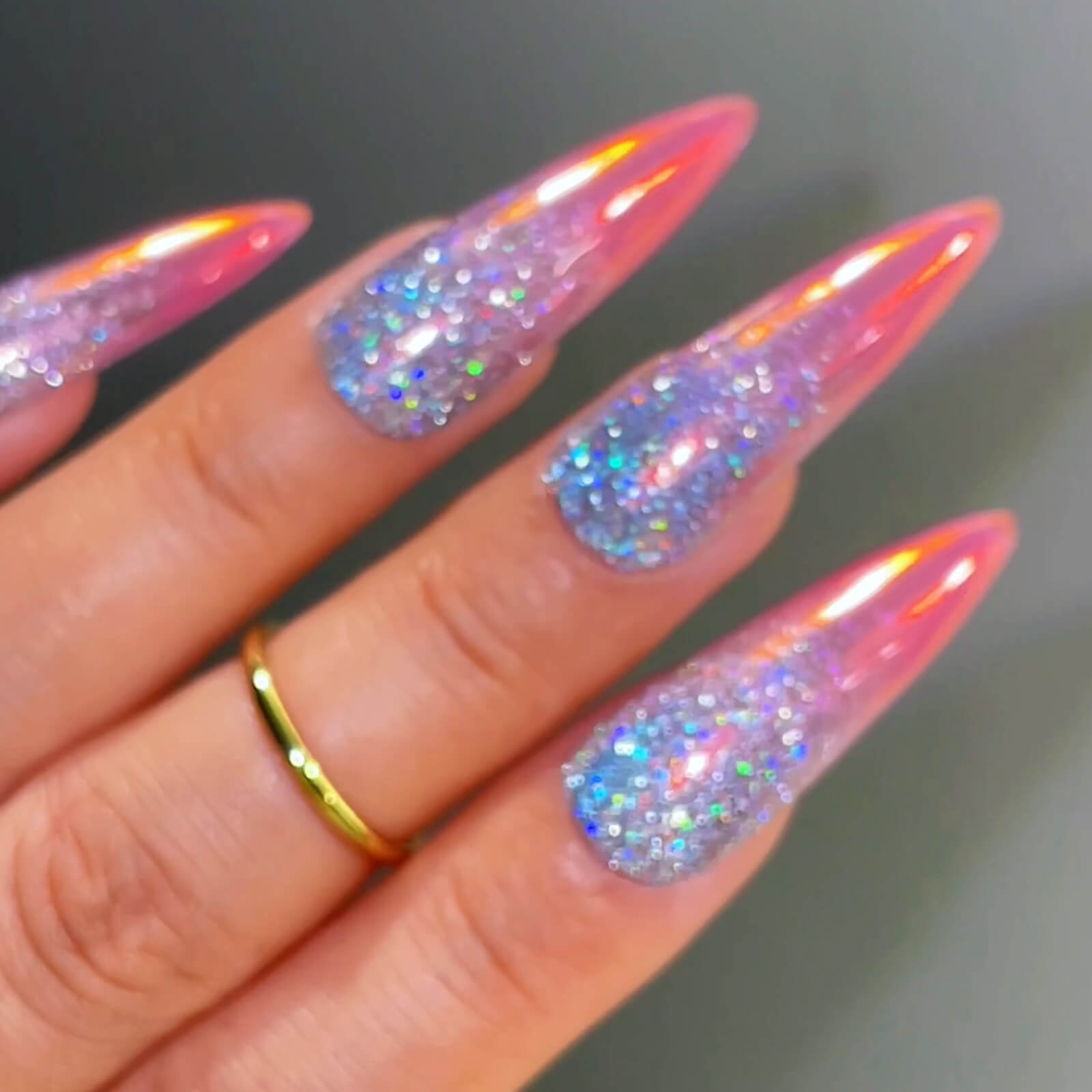 holo-glitter-gel-reflective-diamond-gel-nail-art-3