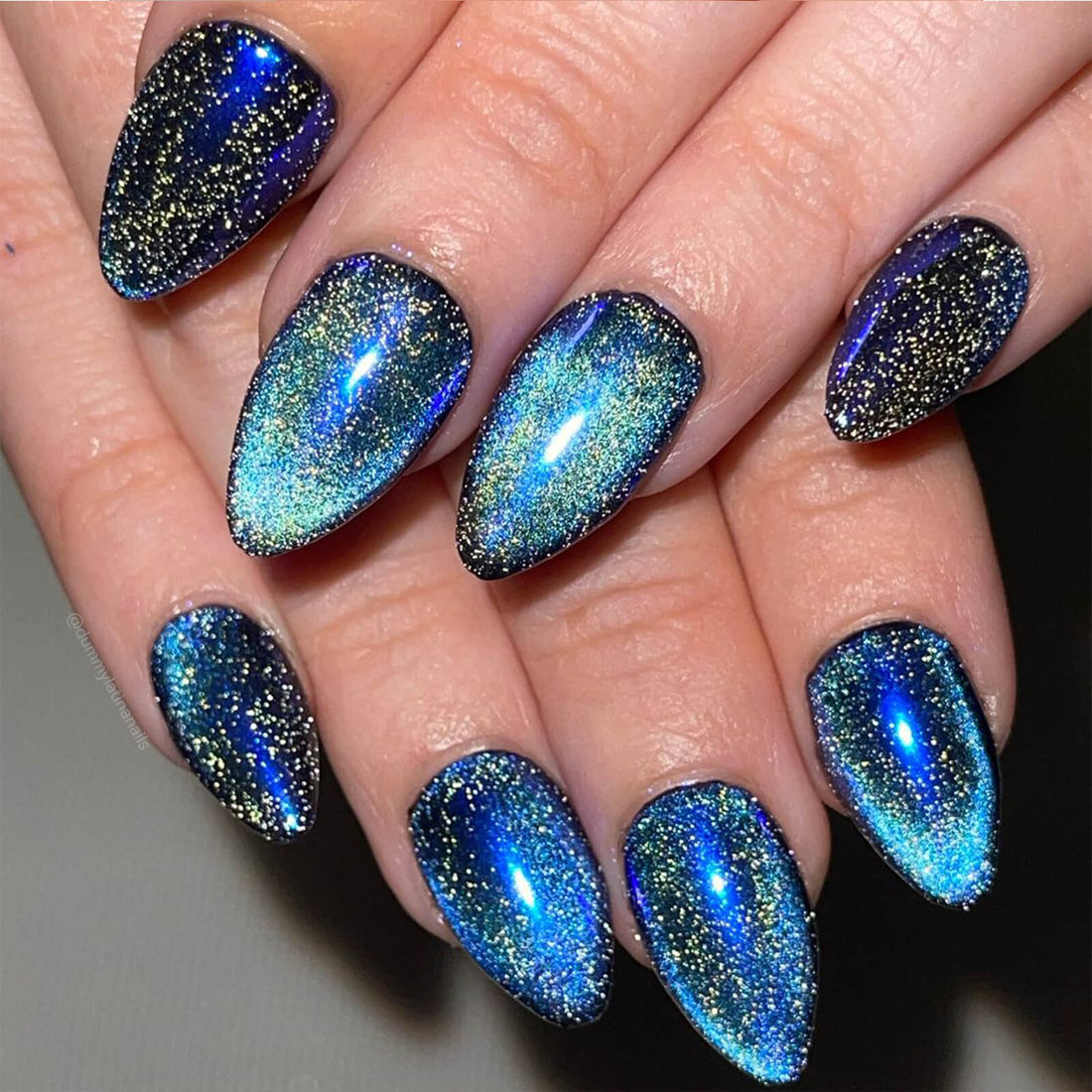 mermaid-nail-chrome-nail-powder-03