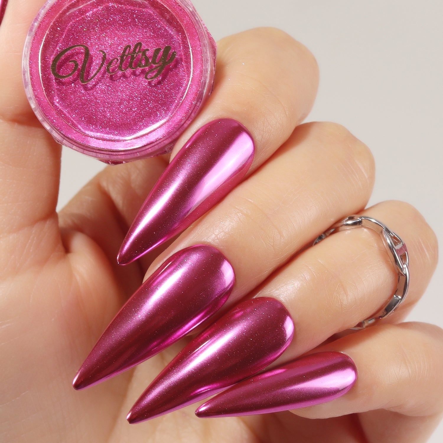 nail-art-chrome-powder-fuchsia-mirror-nails-show