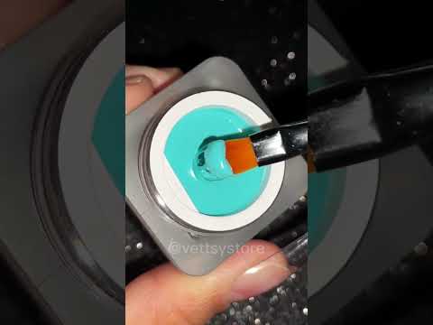 solid-gel-22-maldives-color-swatch-video