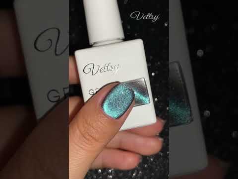 Aurora-cat-eye-magnetic-gel-polish-CE03-color-swatch-video