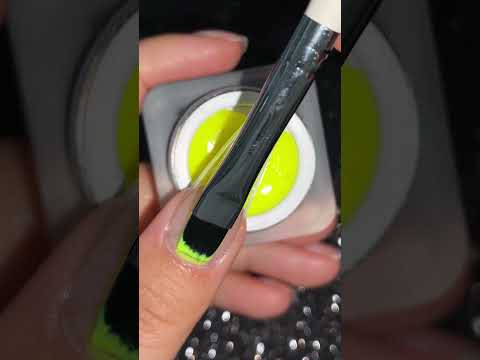 Vettsy-Solid-Gel-Swatch-84-Starfruit